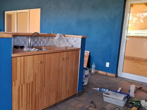 Casa 4 ambientes con 1 baño