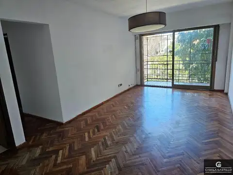Departamento en venta en Chacarita 3 ambientes con balcón a la calle y patio