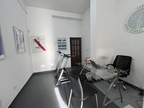 Local en Venta 40 años