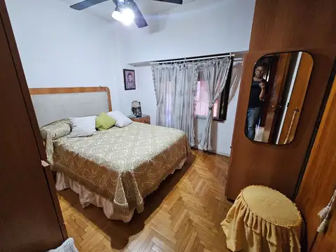 Aristóbulo Del Valle 400