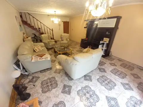 Casa en Venta en Villa Adelina, USD 255.000