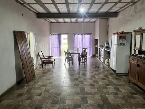 Casa en Alquiler en Roldan, $ 700.000