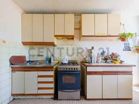 Departamento 5 ambientes con 2 baños