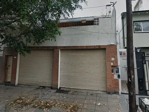 PH con Locales Comerciales y Vivienda
