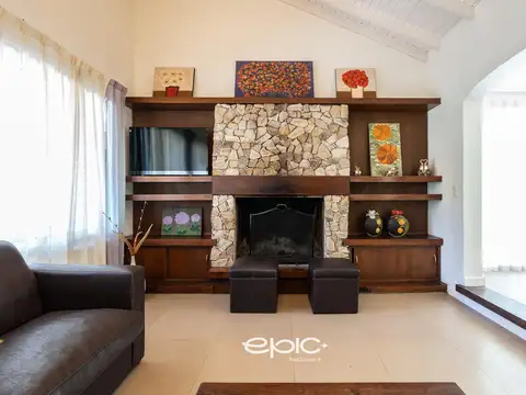 Casa en Venta al Oeste