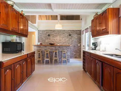 Casa en Venta en Carilo, USD 380.000