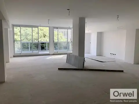 Oficina en Venta con 2 cocheras