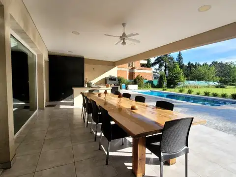Casa en Venta en Olivos Golf Club, USD 798.000