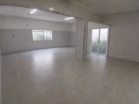 Venta Salón comercial y Departamento .Guaymallén