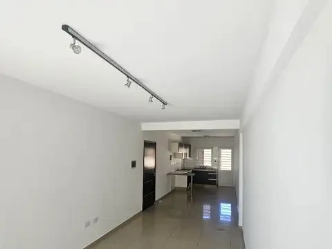 Departamento en Alquiler en Arroyito, $ 850.000