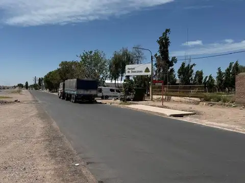 Lateral Sur Acceso Este