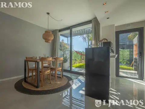 A ESTRENAR casas de 127 m2 cubiertos en SUNNY- TIGRE