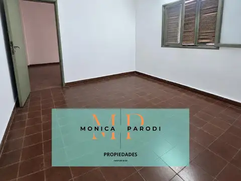 Casa 6 ambientes con 3 baños