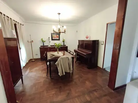 Casa en Venta en Castelar Norte, USD 160.000