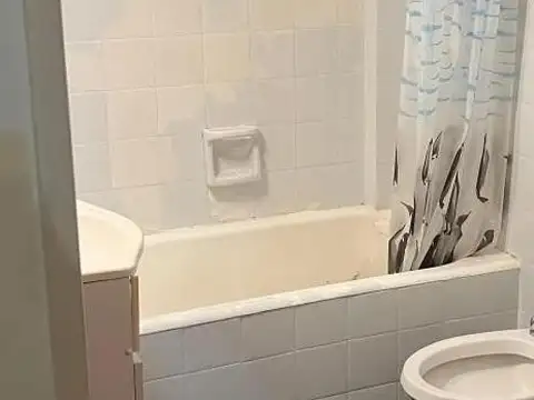 Monoambiente Muy Luminoso con Balcón Terraza en Recoleta