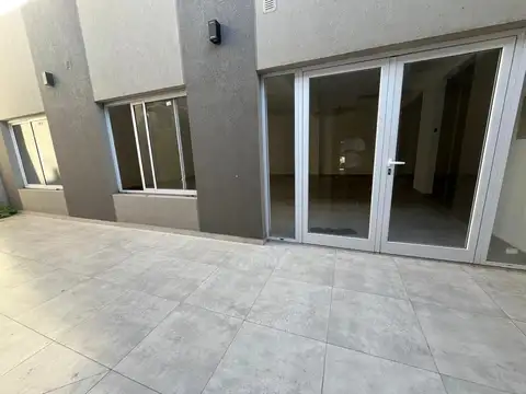 Oficina en Alquiler en San Justo, $ 950.000