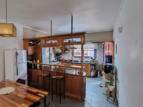 Casa en Alquiler en Ituzaingó Sur, $ 1.550.000