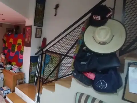 Depto Tipo Casa 3 ambientes con 3 baños