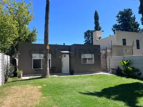 VENTA CASA 3 AMBIENTES CON PILETA EN DERQUI PILAR