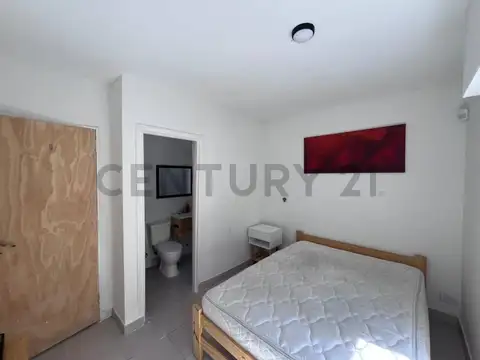 Las Magnolias 2400, Piso 0