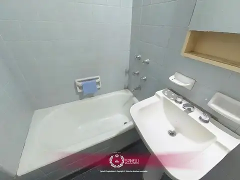 Abraham J. Luppi 900