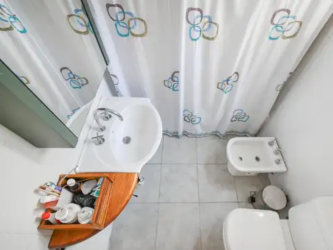 Depto Tipo Casa Monoambiente con 2 baños