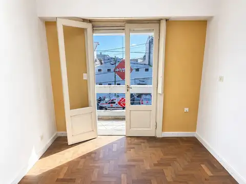 Depto Tipo Casa 5 ambientes con 1 baño