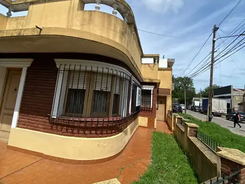 Venta de Casa 4 AMBIENTES, Caseros Norte