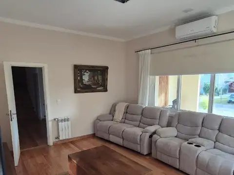 Casa en Albanueva