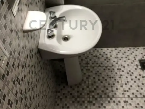 Depto Tipo Casa en Venta en Ezpeleta Oeste, USD 64.500