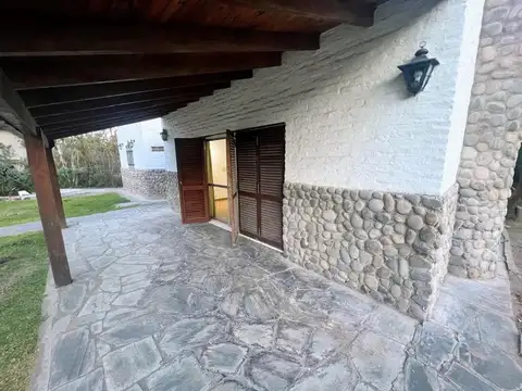 Casa en Venta en Las Lajas Country Club, USD 157.000