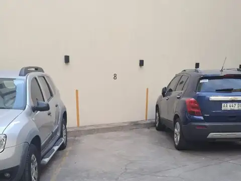 COCHERA FIJA EN ALQUILER EN VILLA URQUIZA SIN EXP