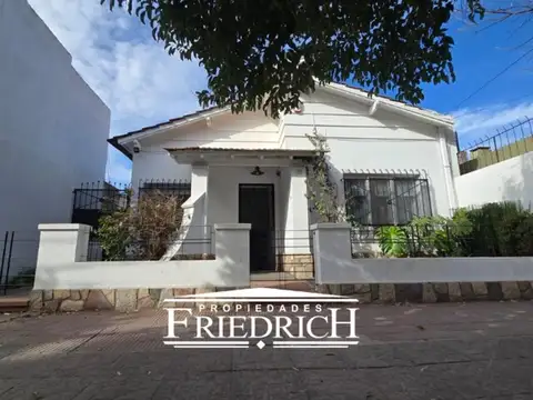 CASA EN ALQUILER USO COMERCIAL