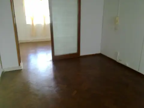 Oficina en Venta al Este