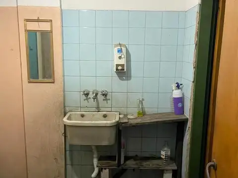 Galpon en Venta 10  mts Frente