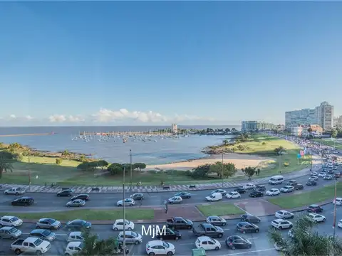 ALQUILER APARTAMENTO POCITOS 4 DORMITORIOS