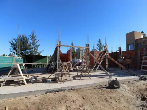 CASA 4 AMBIENTES BARRIO EL PRINCIPADO SAN VICENTE