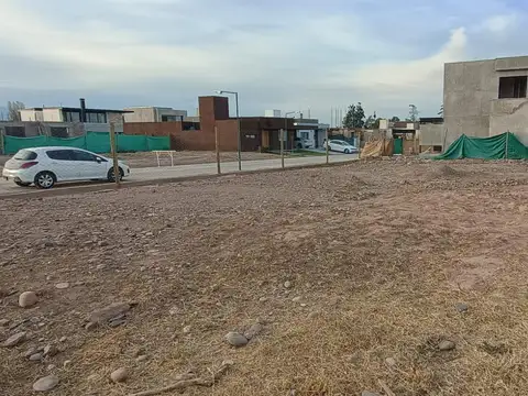 Terreno en Venta 26  mts Fondo