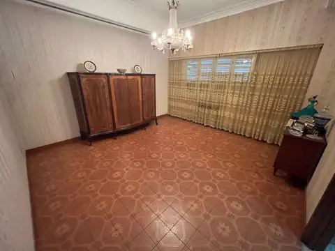 Depto Tipo Casa en Venta en Floresta, USD 160.000
