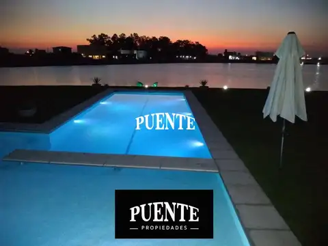 Casa en venta en Horizontes al Sur con Fondo al Lago