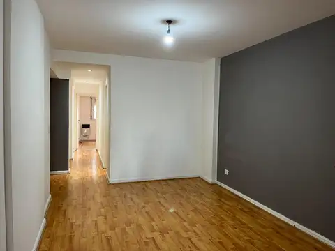 Departamento en Alquiler en Lomas De Zamora, $ 800.000