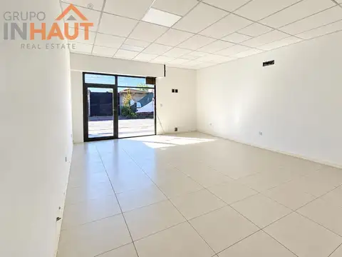 Local en Alquiler en Neuquén, $ 1.800.000
