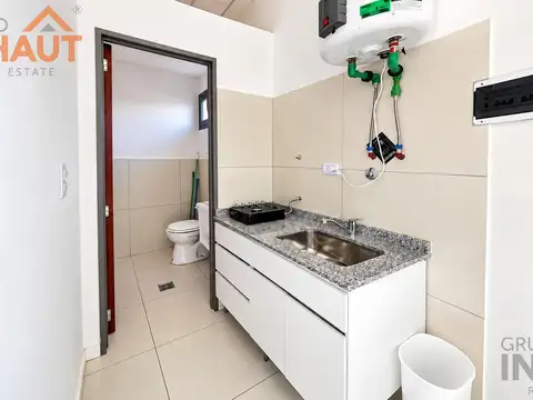 Local en Alquiler en Neuquén, $ 1.800.000