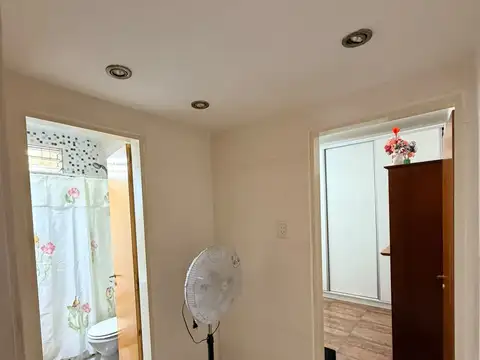 Depto Tipo Casa en Venta en El Palomar, USD 60.000