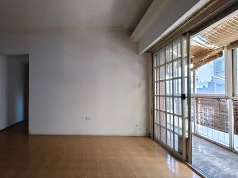 Depto Tipo Casa 2 ambientes con 1 baño