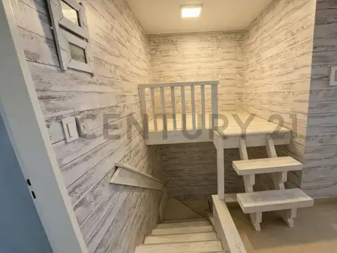 Depto Tipo Casa en Venta con 1 cocheras