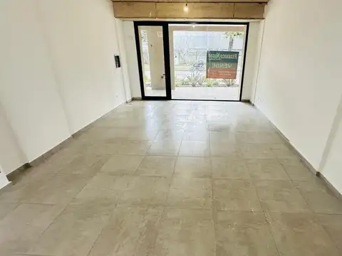 Jose Leon Suarez 1700, Piso PB