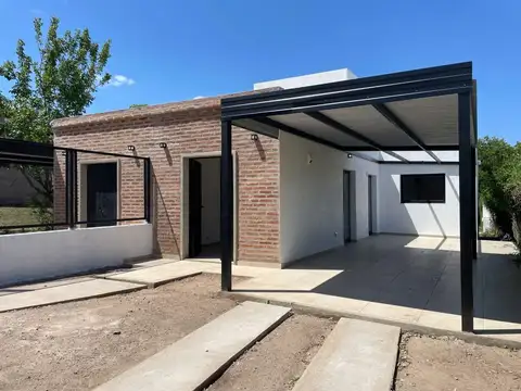 Isidro Ochoa 700