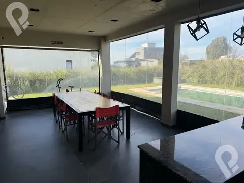 Casa en Venta y Alquiler en Horizontes al Sur