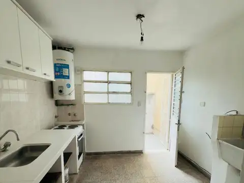 Casa en Venta con 10 cocheras